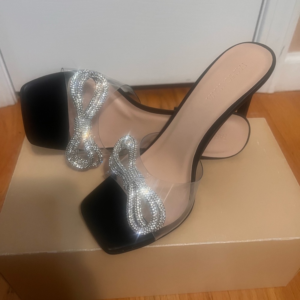 Fashion Nova high heels 4” high